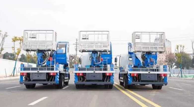 HOWO автовышка 31 метр