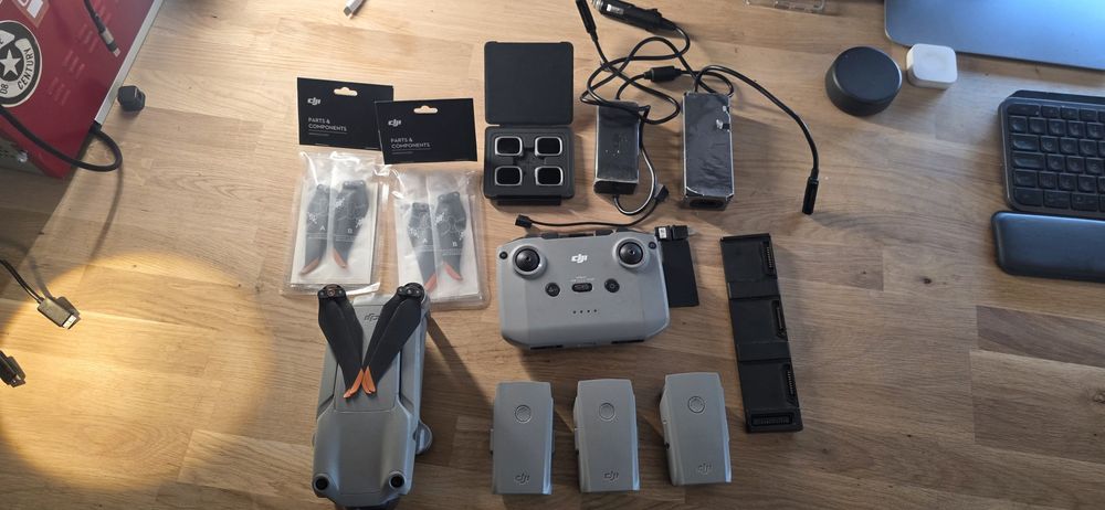 Дрон DJI Air 2S combo