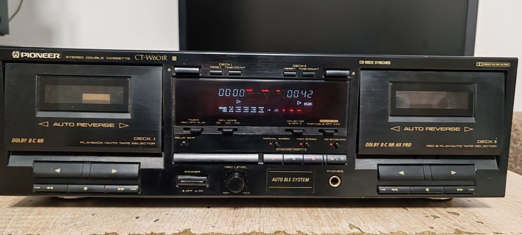 Casetofon deck Pioneer CT-W601R