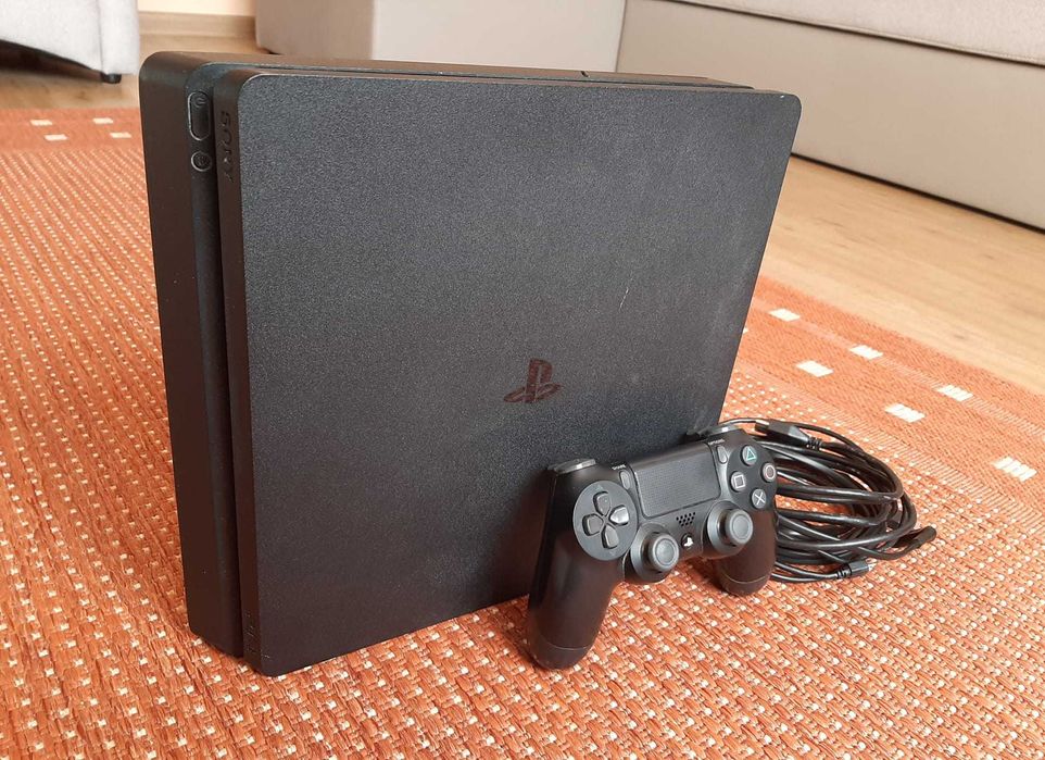 ps4 slim de 1TB , cu jocuri