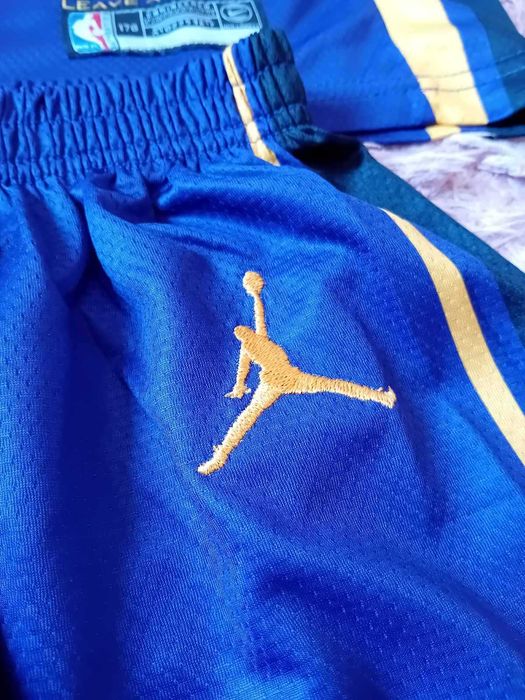 Чисто нов оригинален екип на Los Angelis Lakers - LeBron James