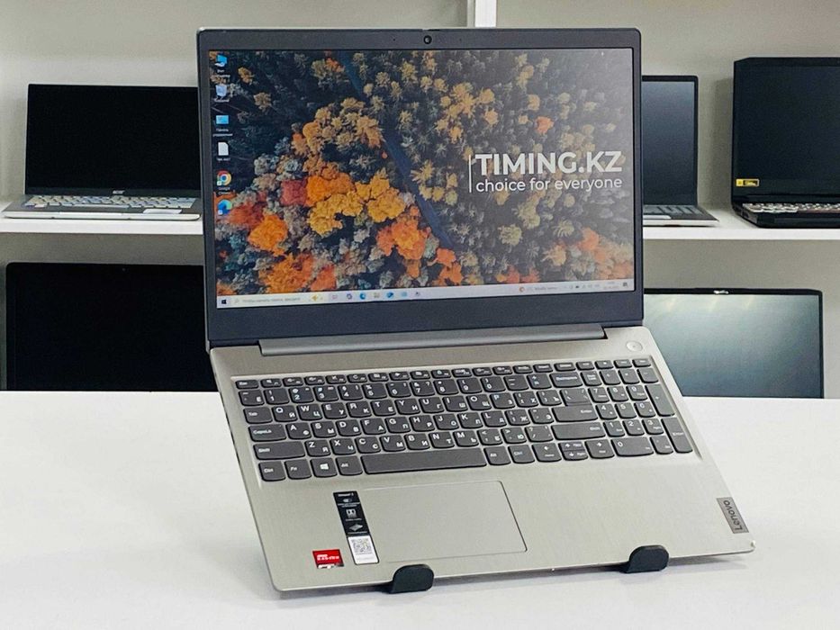 Офисный ноутбук Lenovo IdeaPad 3 - Ryzen 5 3500U/8GB/SSD 256GB/Vega 8