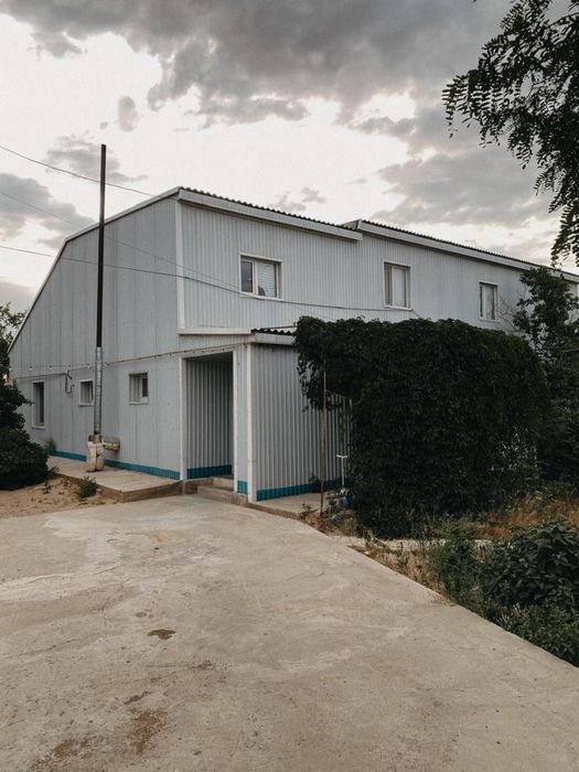 Көшіп кетуімізге байланысты тез арада сатылады!