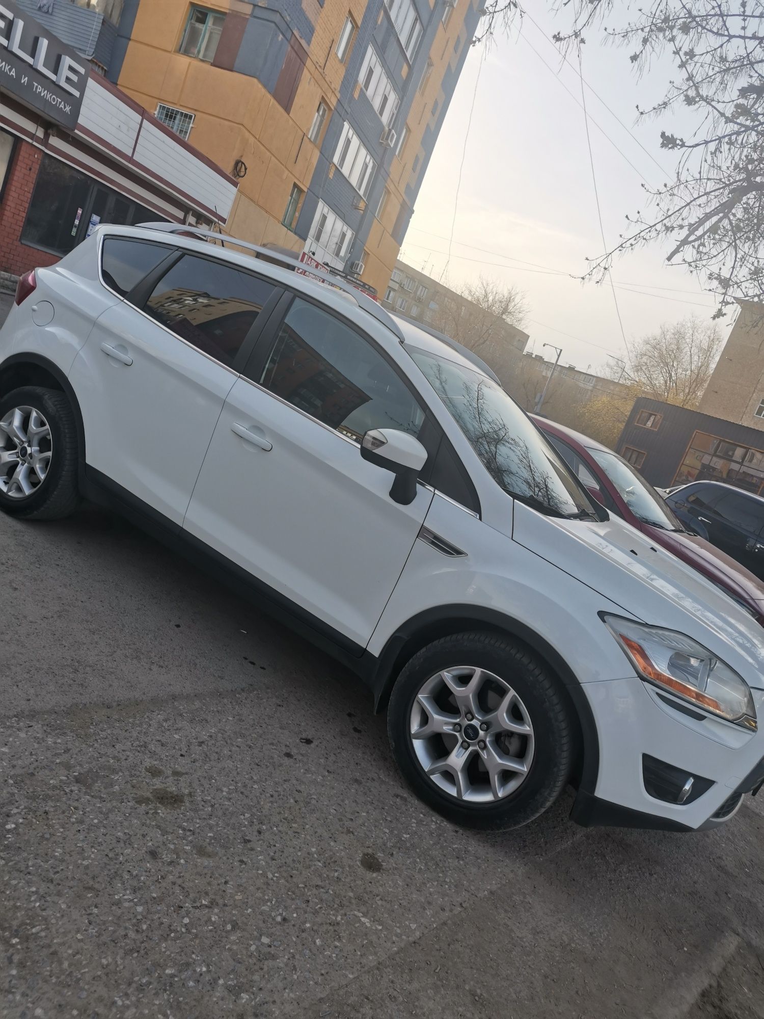 Продам авто Ford Kuga