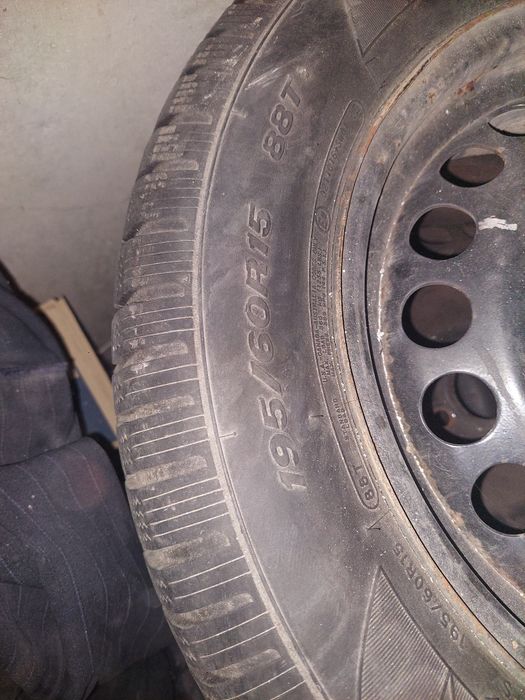 Зимни гуми COOPER 95 60 15 с джанти от audi a2