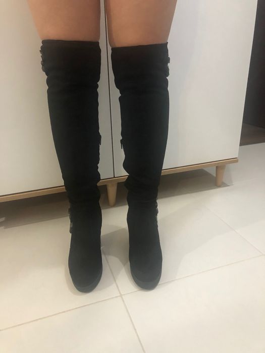 Cizme înalte negre cu platforma și toc de 10cm