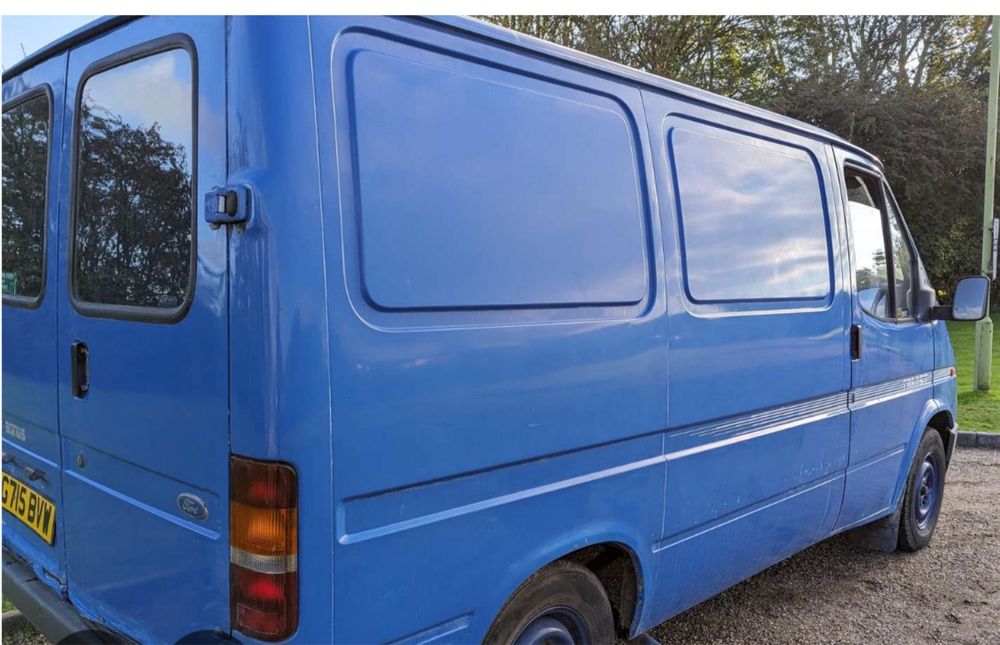 Lampa stop spate ford transit 1999 - 1986