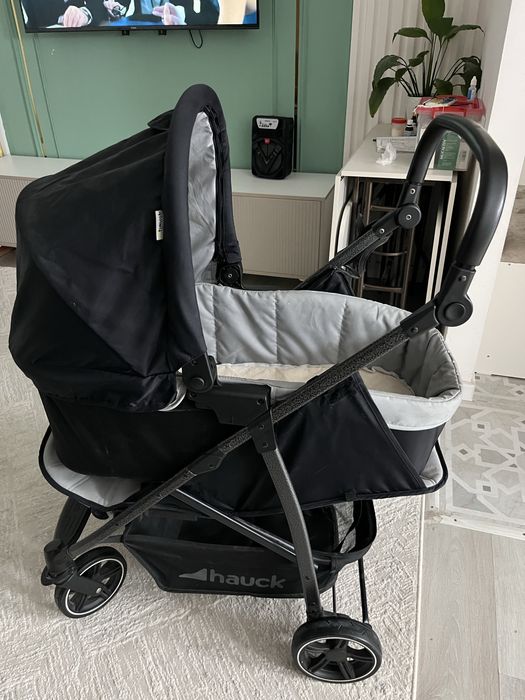 Продается коляска трансформер