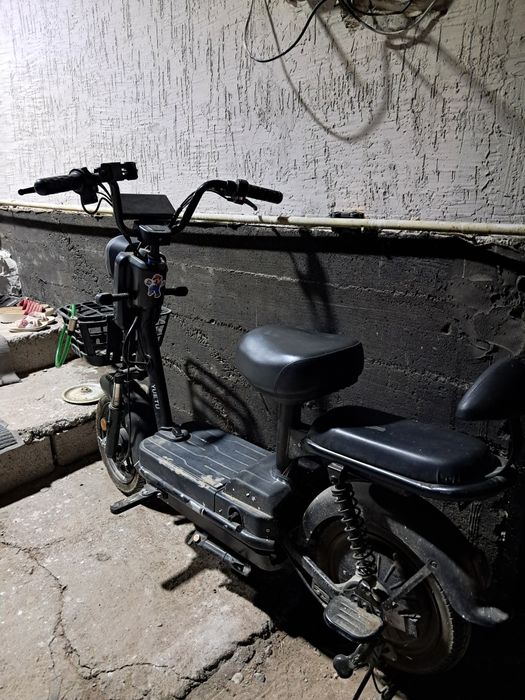 Продаю скутер б/у