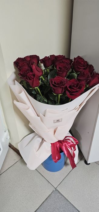 Продам шикарный букет голландский роз