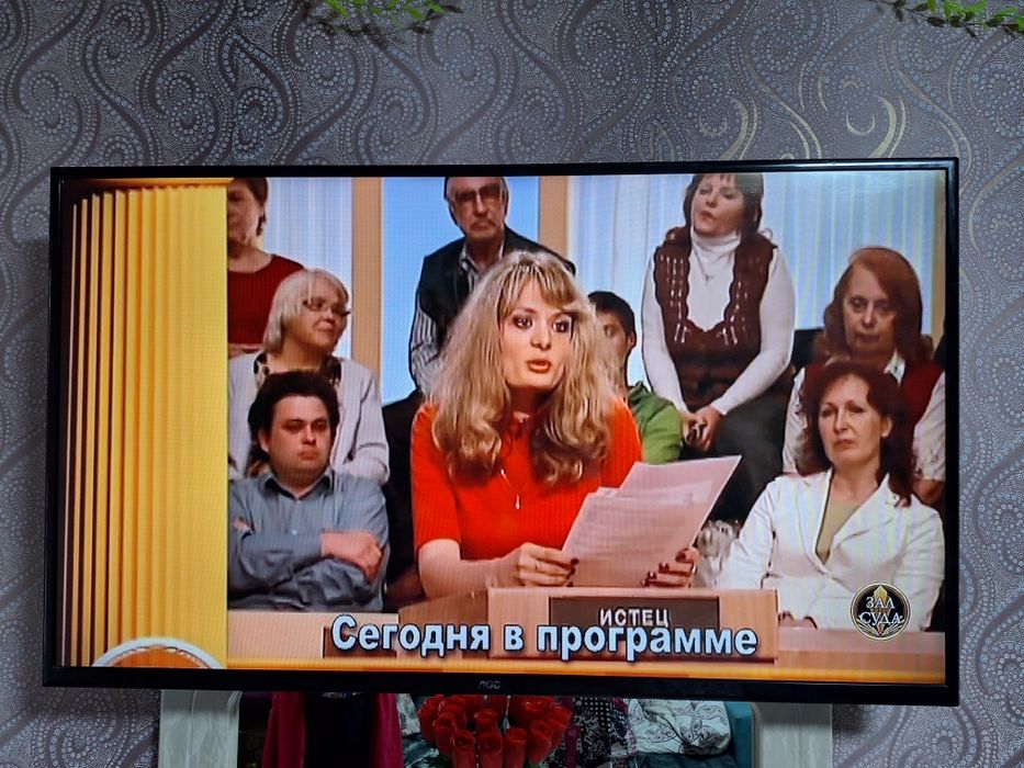 Телевизор loc 107 см