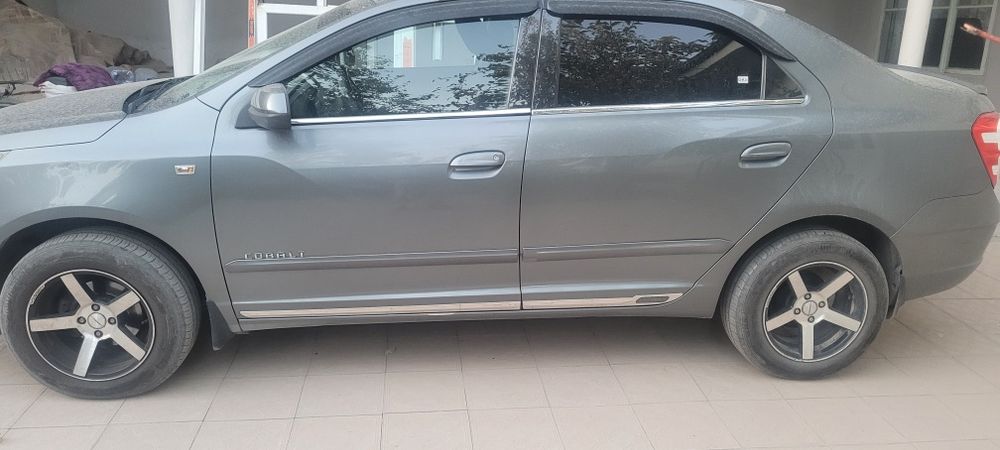 Cobalt 2015-yil. Kraskasi toza. 141000 yurgan.