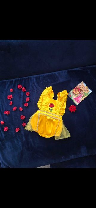 Рокля за месечинка + подарък розички