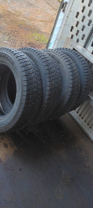 Cauciucuri  Dunlop 225 65 17  de iarna  pentru suv