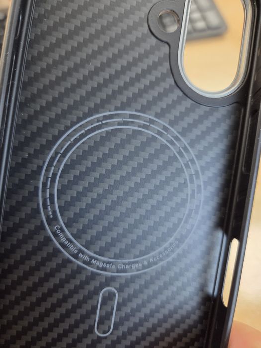 Husa iphone 16 magsafe premium