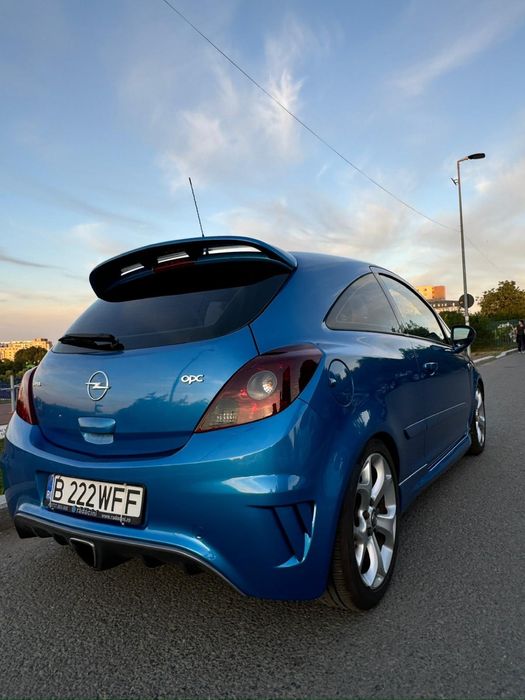 Vand Corsa D OPC 1.6 turbo 2008 (fara schimburi)
