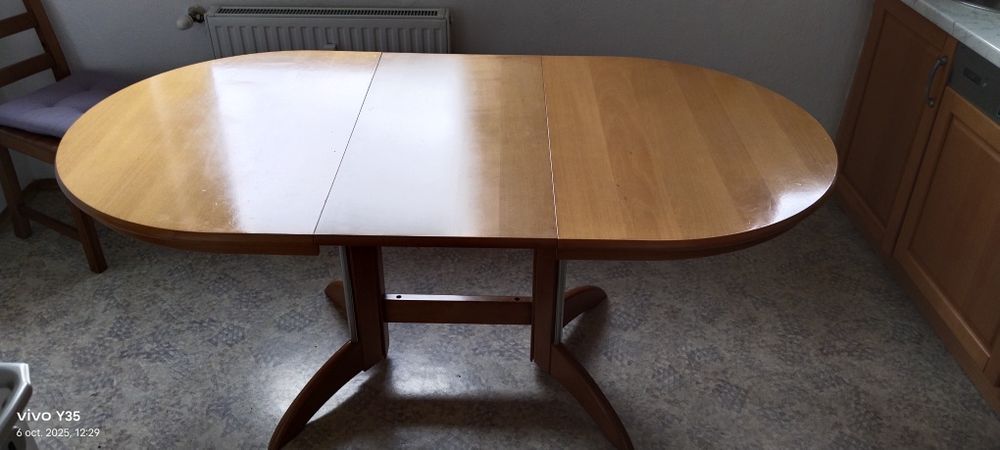 Masa de bucătărie extensibilă  cu 6 scaune