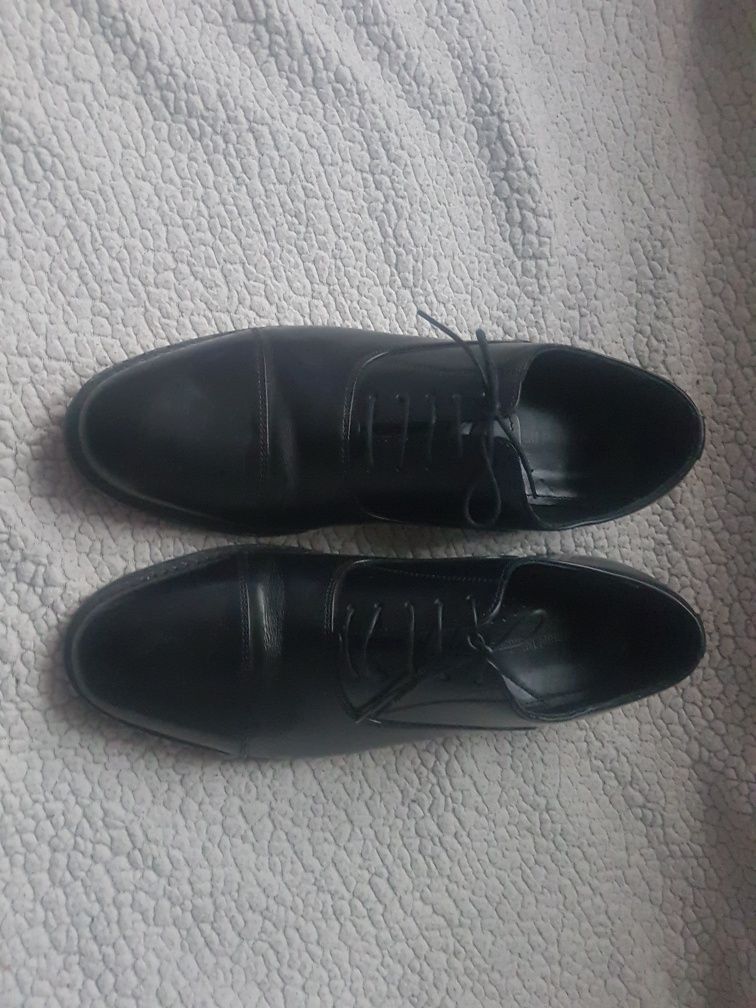 Mъжки официални  маркови обувки номер 44