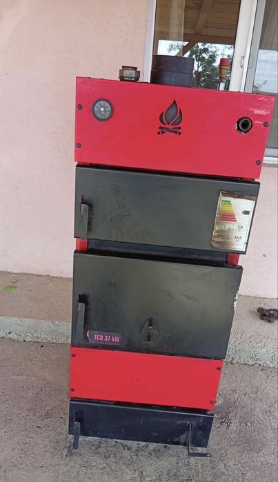 Vand centrala pe lemne