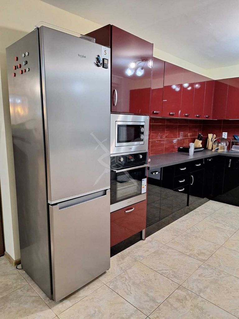 Продава се Къща в Каблешково - 480 кв.м за 730 €/кв.м - Снимка #3