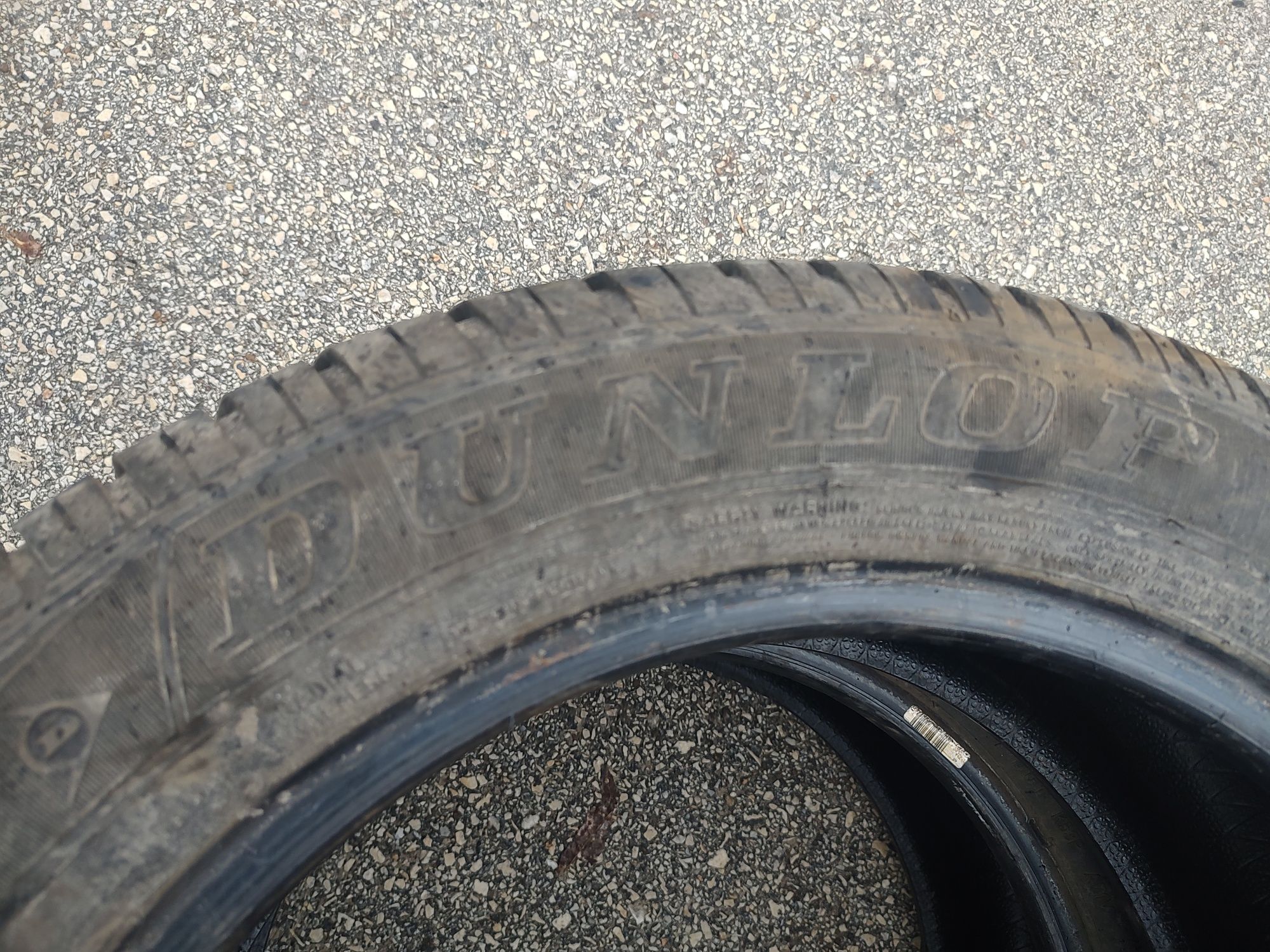 Dunlop 215/60/17C - DOT 3821