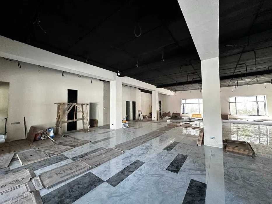 Сдам помещение вдоль дороги под магазин или кафе, ресторан 1-й этаж