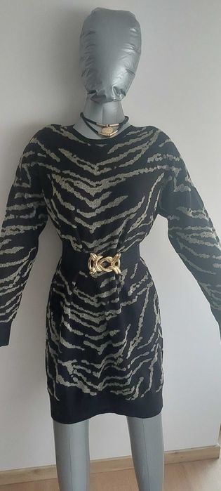 Rochie masura 40-42, marca Esmara, negru cu argintiu