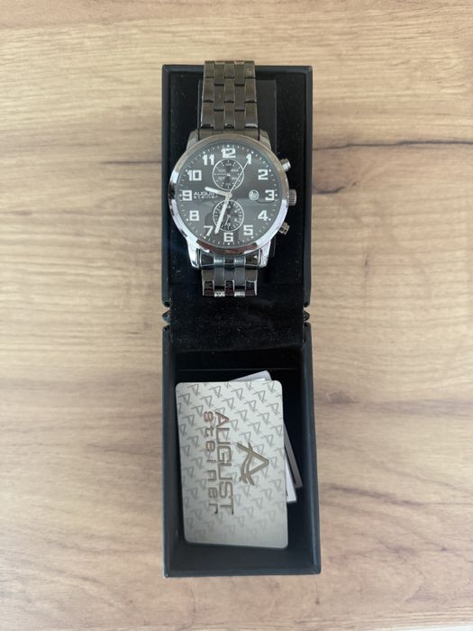 Кварцов часовник August Steiner