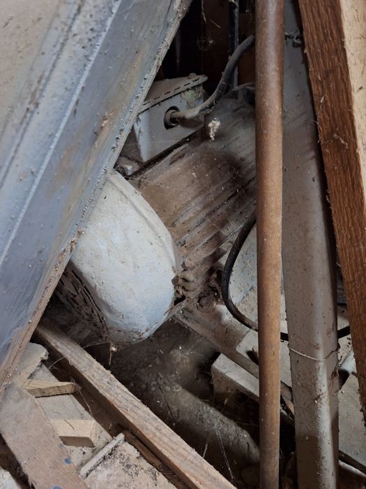 Moara de ciocane cu MOTOR TRIFAZIC.