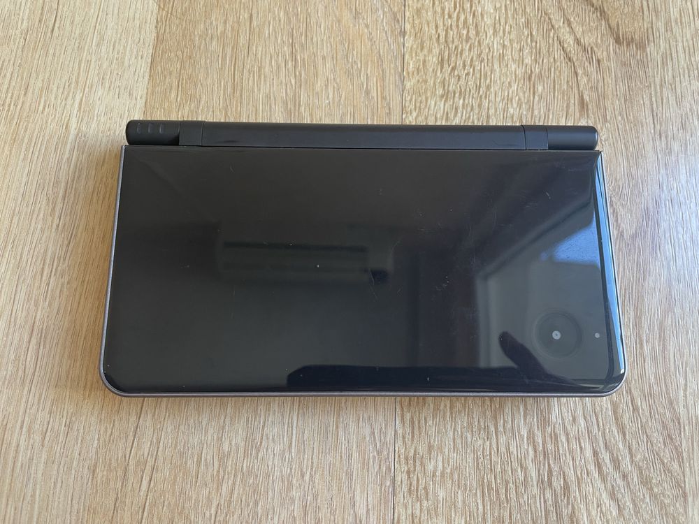 Nintendo DS XL