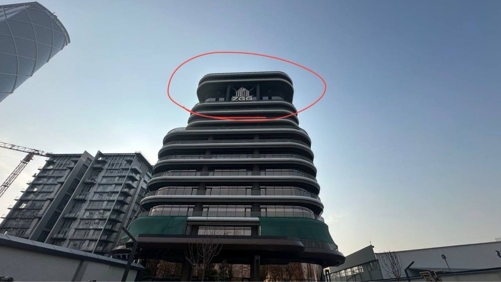 Нежилое помещение продаётся в Бизнес Центре ZARAFSHAN Ор Piramit Tower