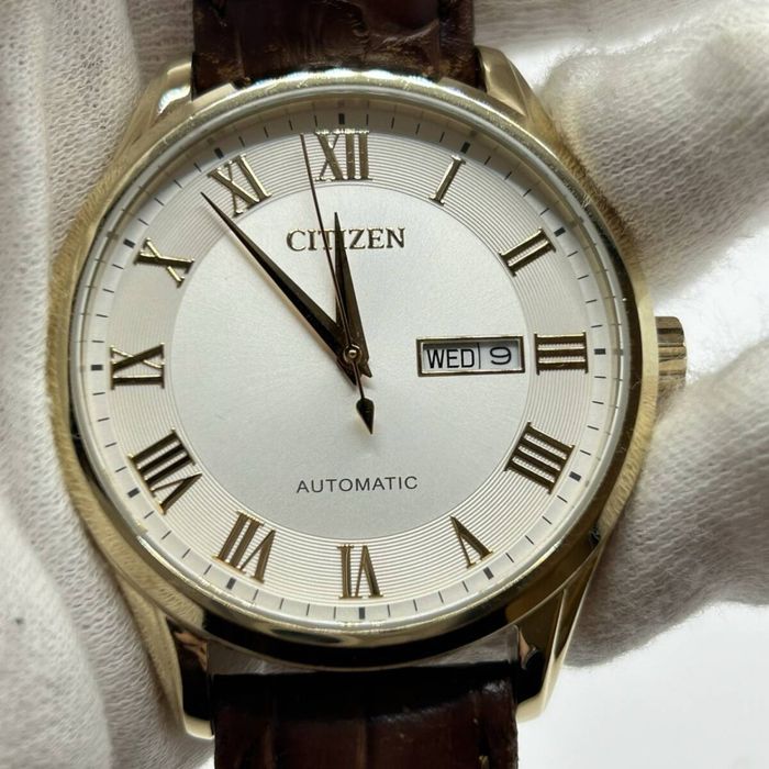 Citizen 8200 Ручные мужские часы