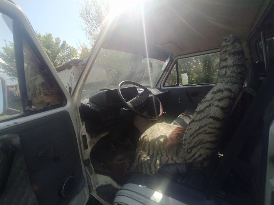 В срочном прадаже Бусик В робочем состоянии Обмен есть