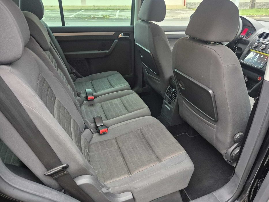 Vw Touran Facelift 2.0 TDi 177 Cp 2008 cu 7 Locuri