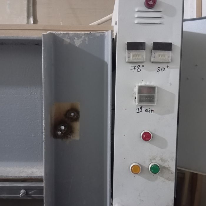 Press aparat (mebel eshik sohasida ishlatiladi)