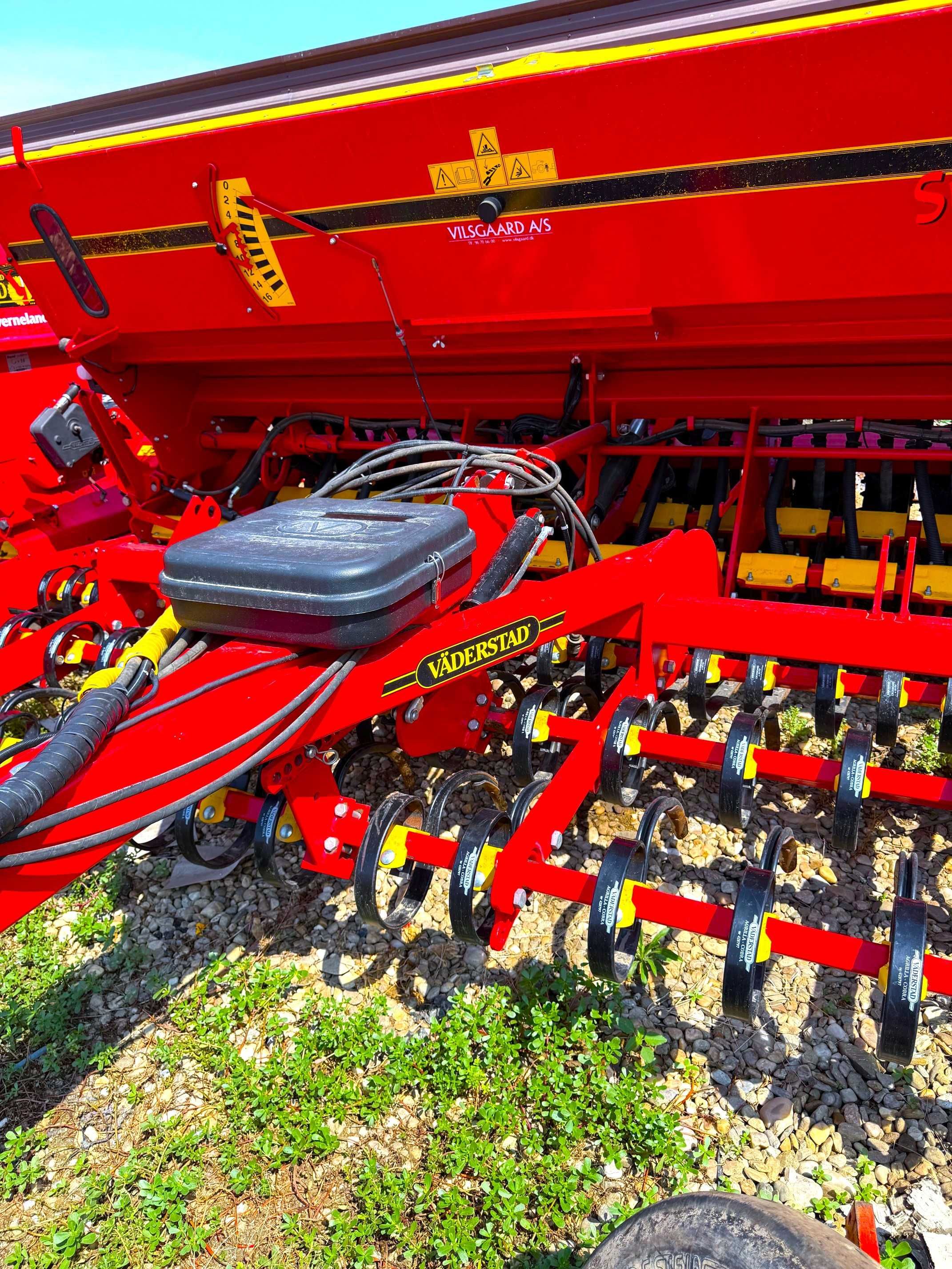 Semanatoare paioase Vaderstad Rapid 400 XL an 2019 Kuhn Gaspardo