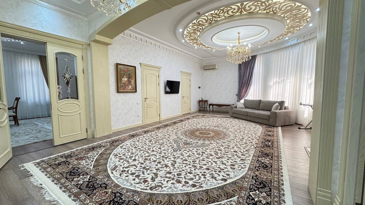 Аренда участок Мирзо-Улугбекский район метро Максим Горький 7 комнт