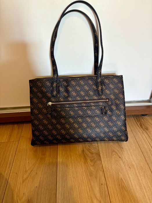 Geantă guess , nouă fără etichetă