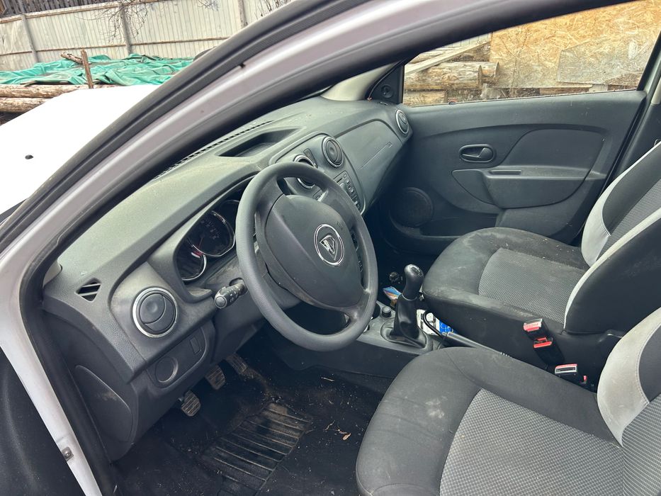 Dacia Logan ,avariat