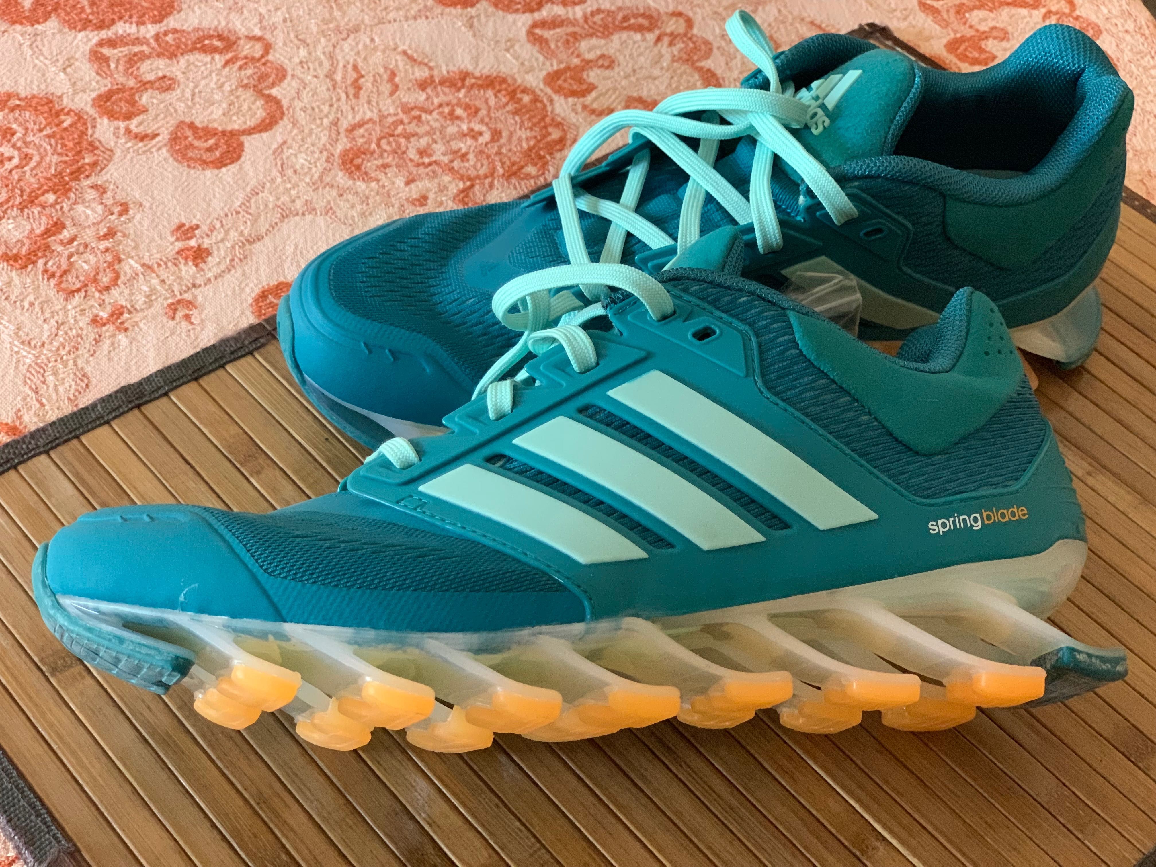 Дамски маратонки Adidas нови цвят тюркоаз
