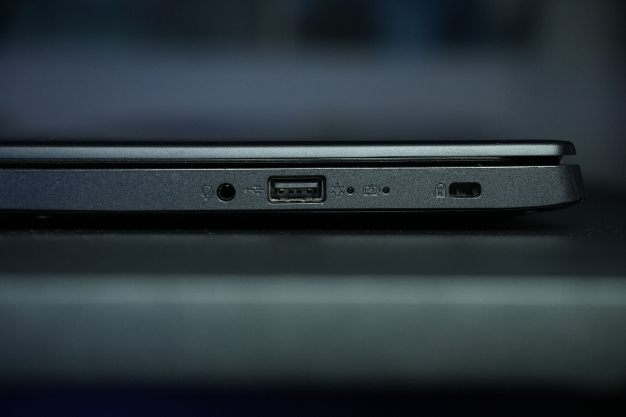 Acer Aspire 5 + мишка Glorious Model O + калъф