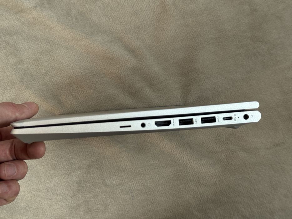 Laptop HP EliteBook 645 G10 14" Ryzen 5 16GB RAM 256GB SSD