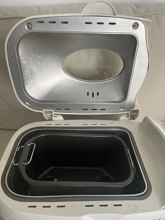 Mașină de făcut pâine Privileg – ca nouă!