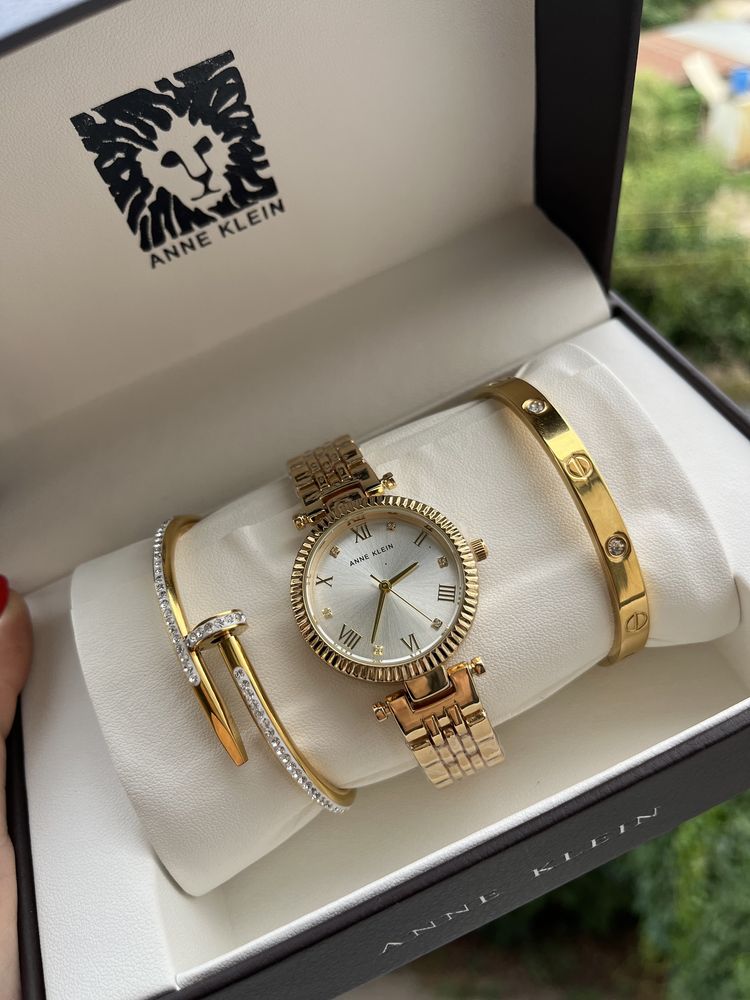 Часы Anne Klein Женский подарочный набор