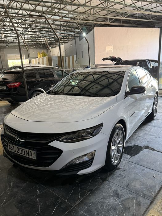 Malibu XL full oq kraska 100% toza 2023