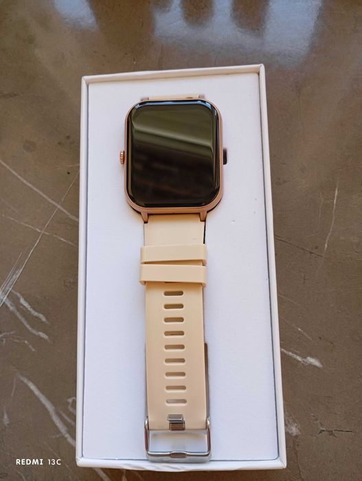 Vând Smart Watch  nou, preț 150 negociabil