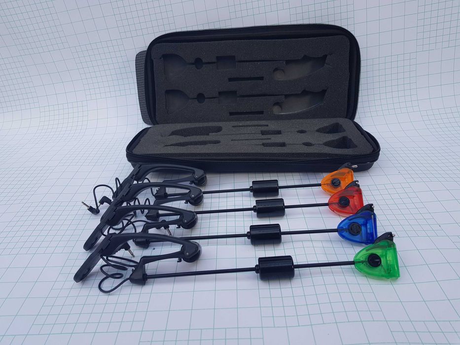 Set 4 Swingeri MKM3 cu Iluminare HAKUYO 2018 cu portocaliu