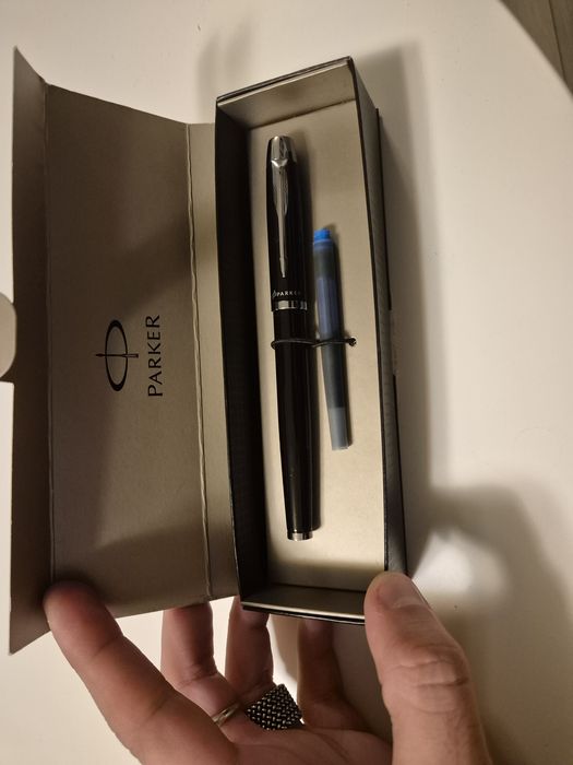Stilou Parker IM Royal Essential Matte Black CT / nou nout