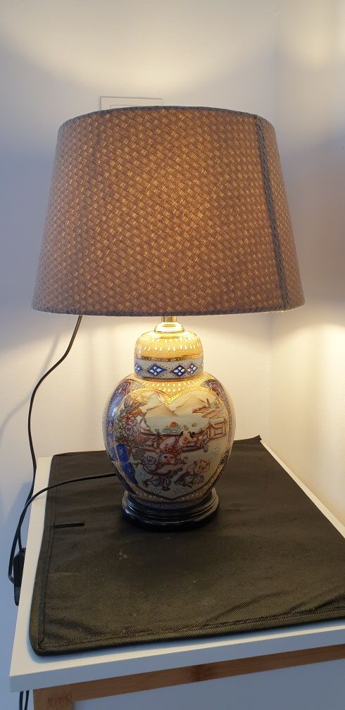 Lampa veioza vintage colectie ceramica pictata Imari Japonia 1920