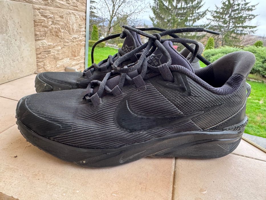 Дамски маратонки Nike